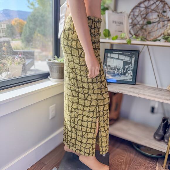 Inoah, Art to Wear, Stretch Pull On Long Green Skirt w/ Side Slit, Women's Small - Picture 3 of 8